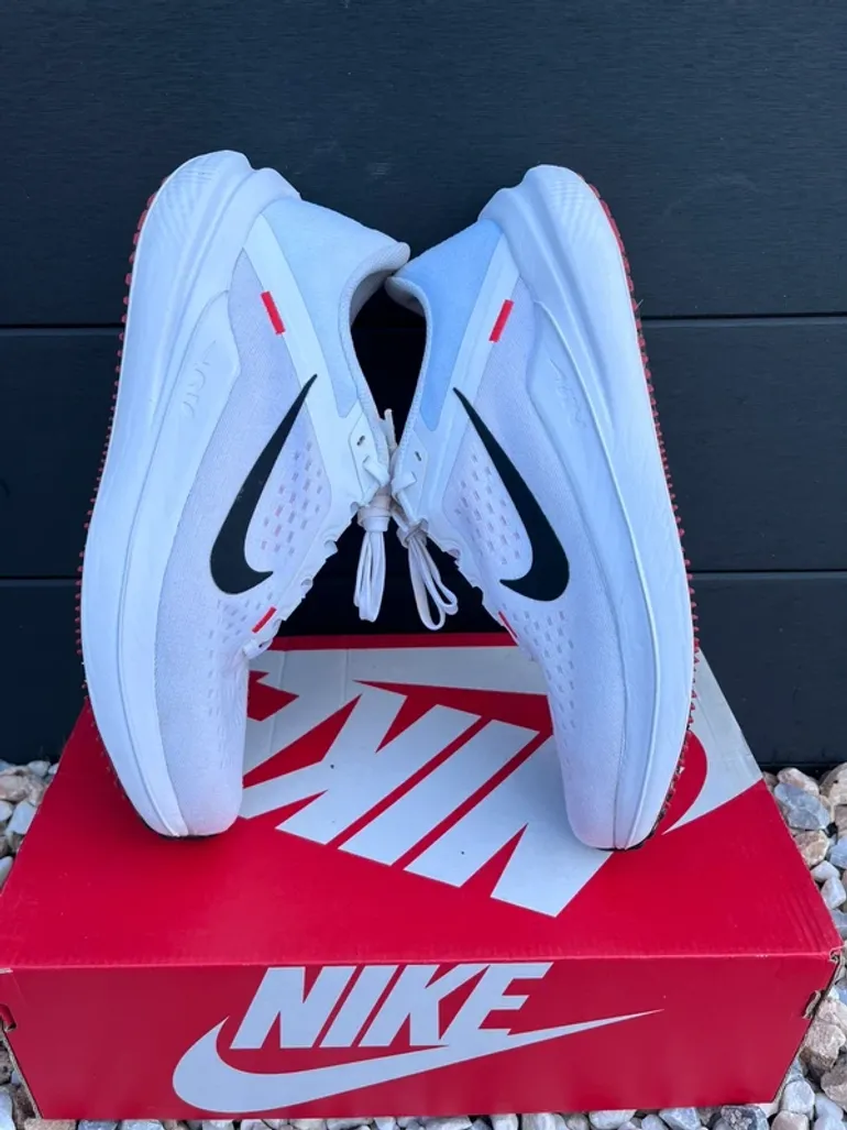 Brugt Nike Winflo 10 bike — billede 6 af 10