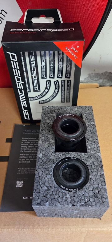 Used Ceramicspeed BB86 Press Fit Shimano Drivetrain & Pedals