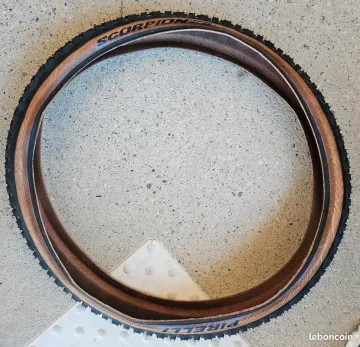 Gebrauchtes Pirelli Scorpion Enduro M Tyres & Tubes