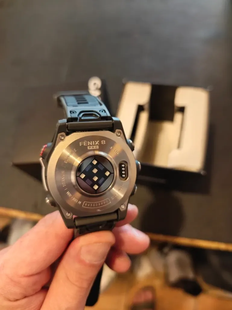 Used Garmin Fenix 8 pro 47mm bike — image 6 of 6