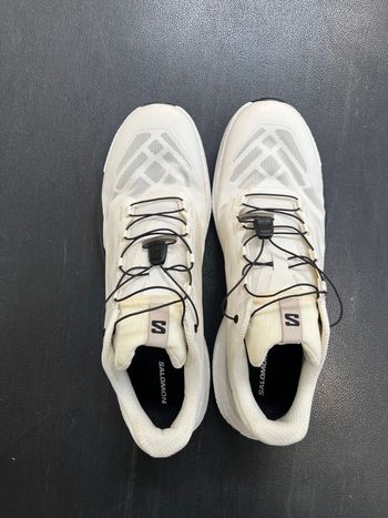 Used Salomon Pulsar Trail Running Shoes