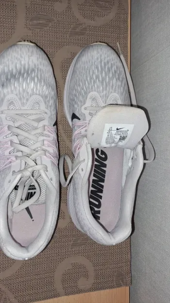 Brugt Nike Running Damenschuhe bike — billede 3 af 10