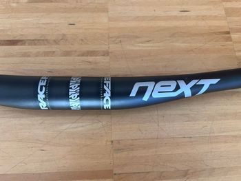Brugt Race Face Next Carbon 2026 bike — billede 2 af 4