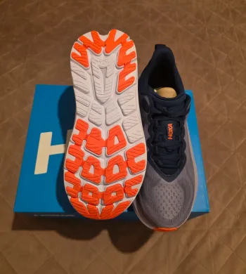 Used Hoka Sneakers bike — image 5 of 12