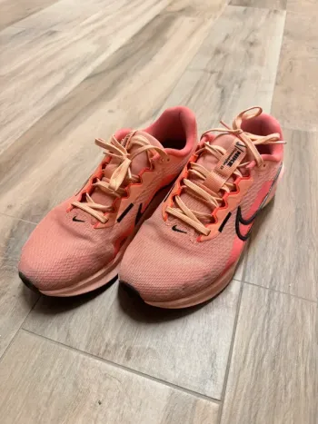 Käytetty Nike Running Shoes bike — kuva 4 / 5