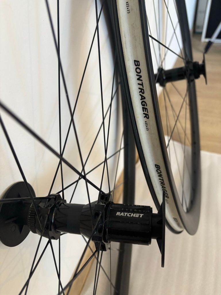 Brugt Bontrager Aeolus Pro 37 Disc 2021 bike — billede 3 af 4