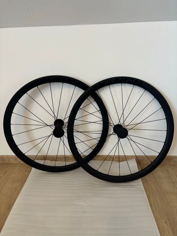 Brugt Bontrager Aeolus Pro 37 Disc 2021 bike — billede 2 af 4