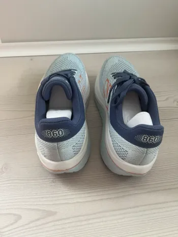 New Balance Fresh Foam 860 bike d'occasion — image 5 sur 6