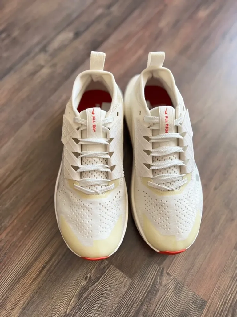 Used Nike Zoomx Zegama Trail 2 bike — image 3 of 7