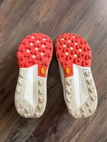 Used Nike Zoomx Zegama Trail 2 bike — image 6 of 7
