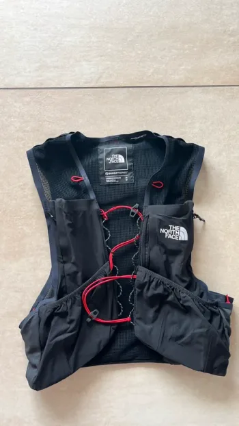 Used The North Face Summit Series Running Accessories