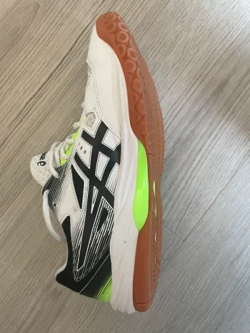 Used Asics GEL-TASK bike — image 4 of 5