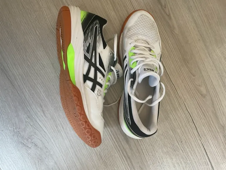 Used Asics GEL-TASK bike — image 2 of 5