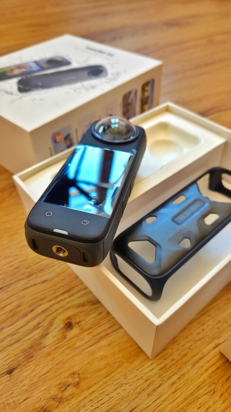 Używany Insta360 X4 bike — zdjęcie 6 z 8