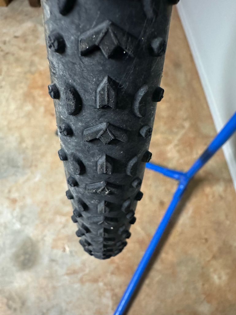 Used American Classic Carbon 700c Wheelset with Dura-Ace Cassette & Challenge Grifo Tires bike — image 18 of 24