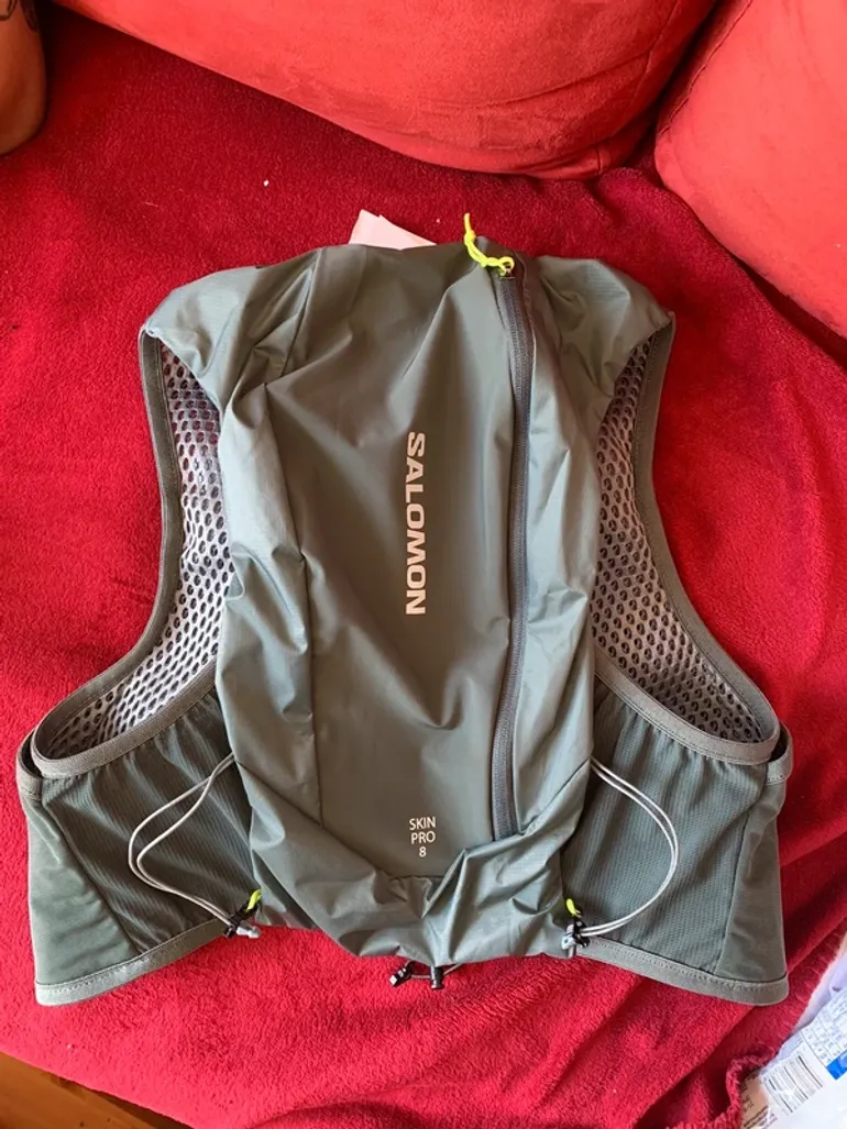 Used Salomon Trailrunning-Gilet inkl. Flaschen bike — image 2 of 3