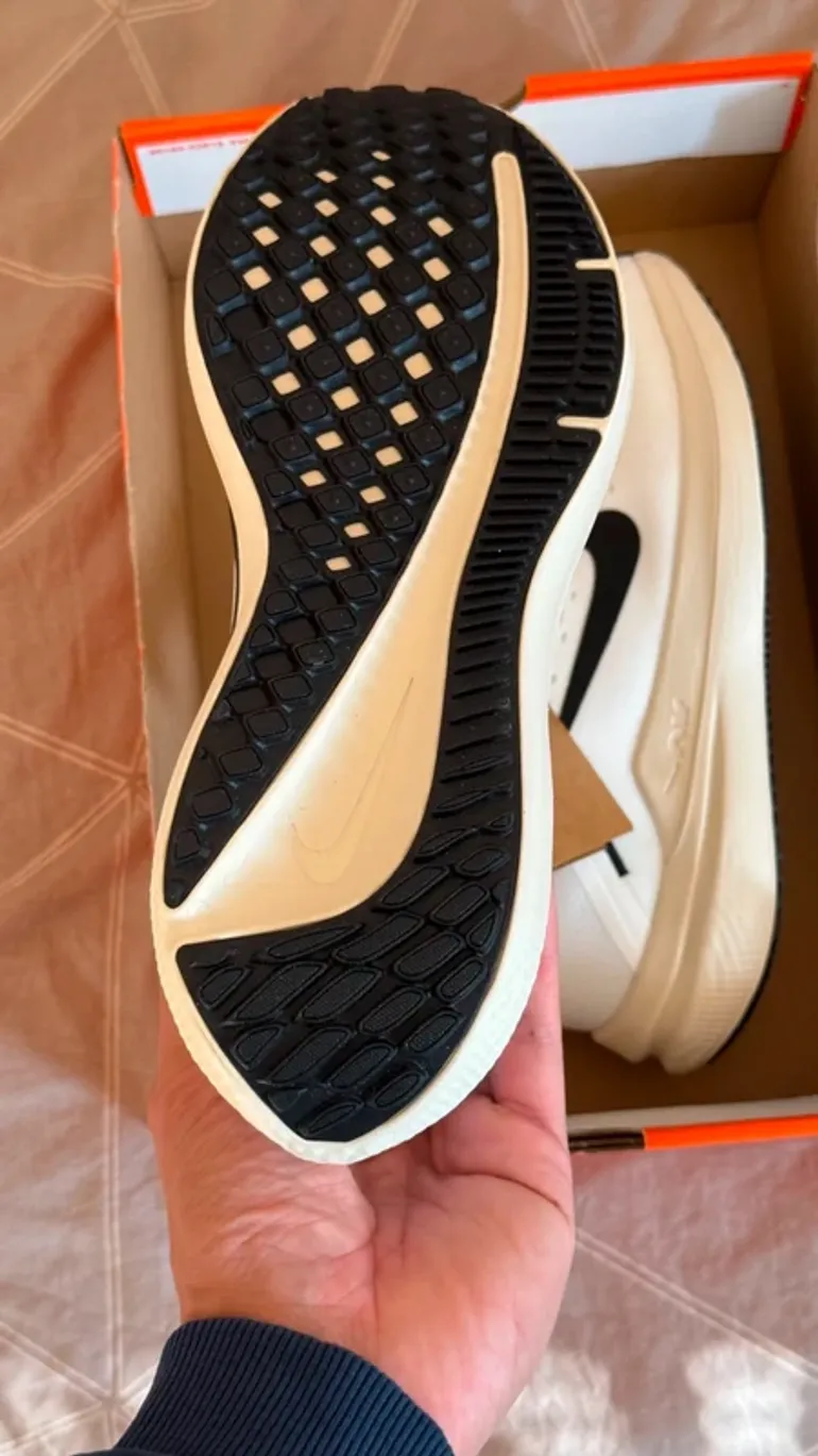 Used Nike Air WinFlo 10 bike — image 4 of 7