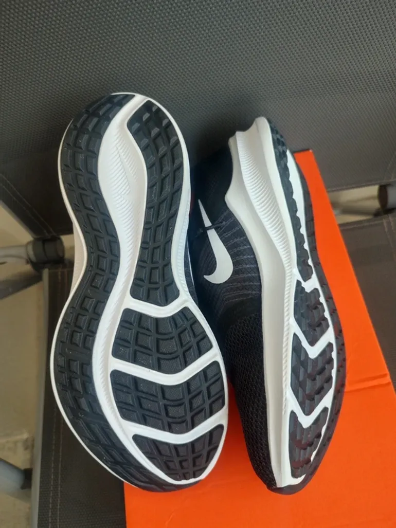 Used Nike Downshifter 11 bike — image 4 of 4
