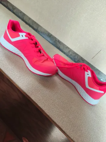 New Balance Basket Running Shoes d'occasion