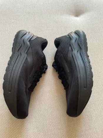 Käytetty Brooks Running Shoes bike — kuva 4 / 10