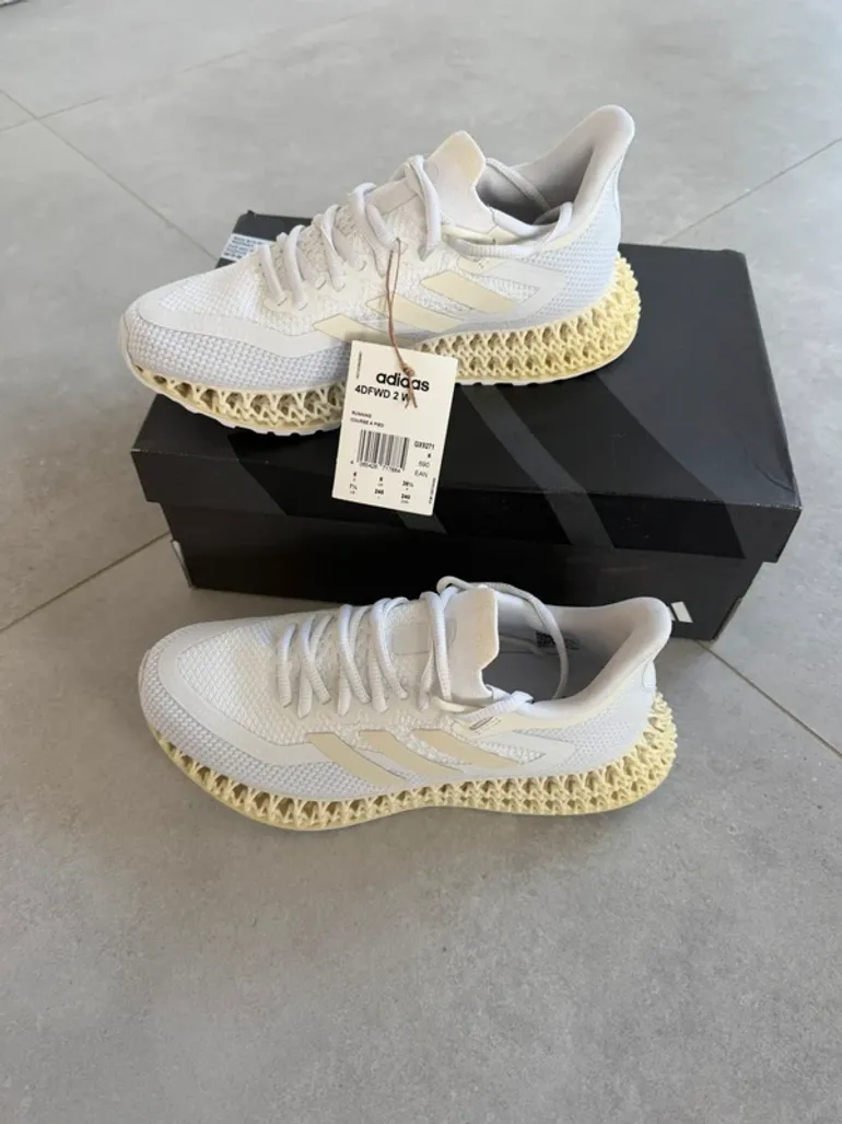 Used Adidas 4DFWD2 bike — image 2 of 5