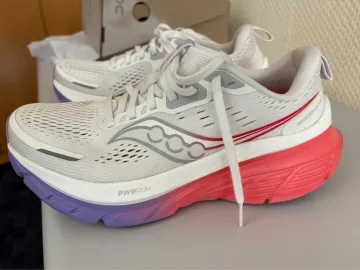 Used Saucony Laufschuhe Running Shoes