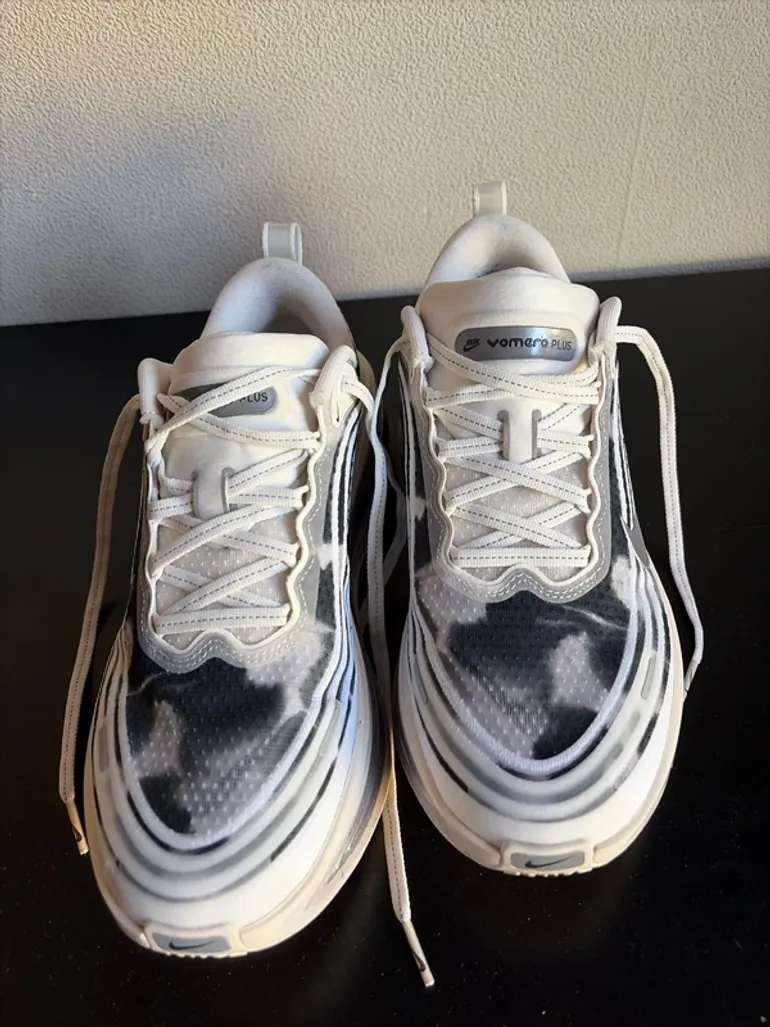 Used Nike Vomero Plus SE 2026 bike — image 5 of 7