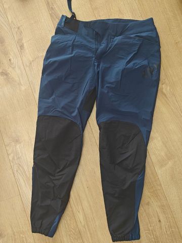 Tweedehands Rapha Explore Pant women 2025 Cycling Clothing