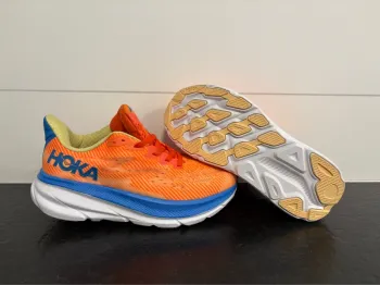 Used Hoka Clifton 9 Running Shoes
