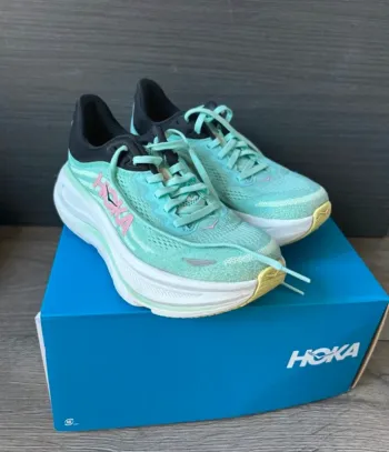 Hoka Bondi 8 Running Shoes d'occasion