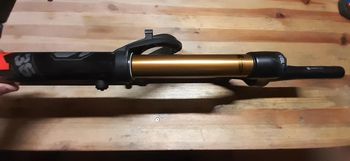 Used Fox Racing Shox FOURCHE FOX 36 FACTORY GRIP2 bike — image 4 of 5