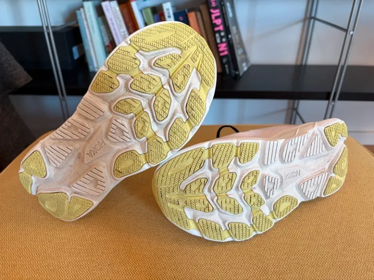 Hoka Clifton 10 bike d'occasion — image 6 sur 9