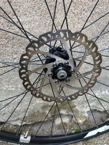 Used Giant Complete Wheels bike — image 3 of 4