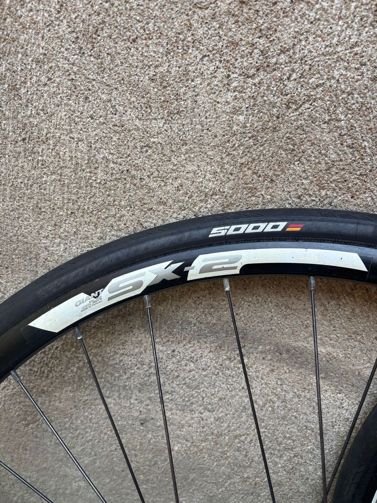 Used Giant Complete Wheels bike — image 4 of 4