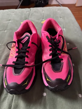Used Hoka Mafate 5 Running Shoes