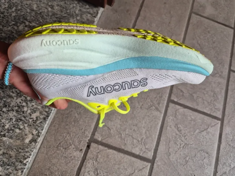 Tweedehands Saucony Ride 38 bike — afbeelding 2 van 6