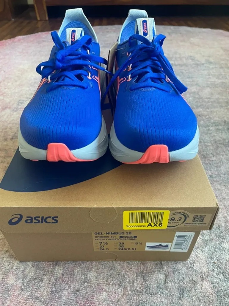 Used Asics Gel Nimbus 28 bike — image 4 of 7