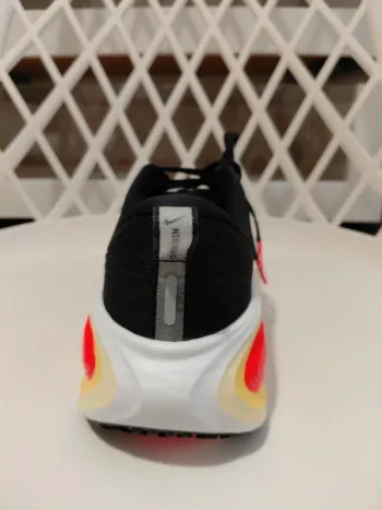 Tweedehands Nike Vomero Plus bike — afbeelding 4 van 12