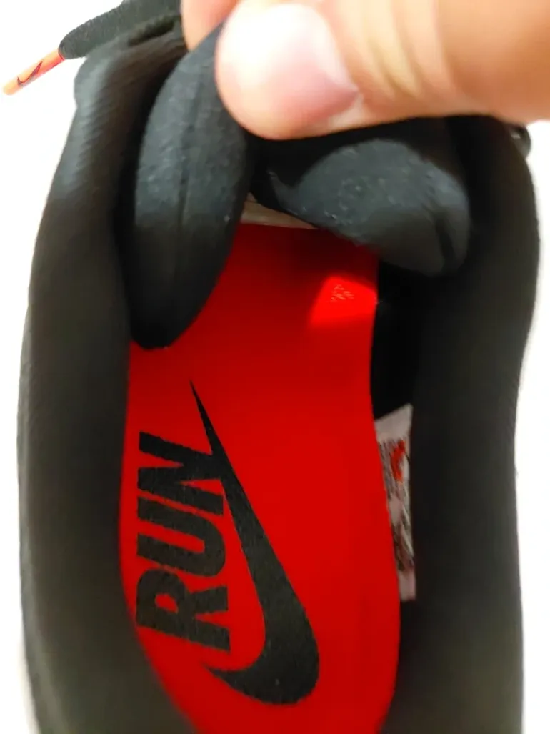 Tweedehands Nike Vomero Plus bike — afbeelding 9 van 12