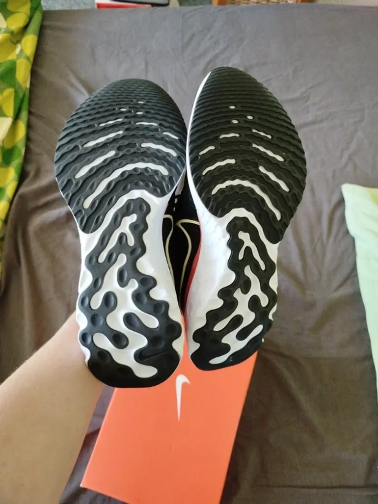 Käytetty Nike React Infinity Flyknit bike — kuva 5 / 7