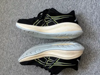 Gebrauchtes Asics Running Shoes bike — Bild 4 von 4