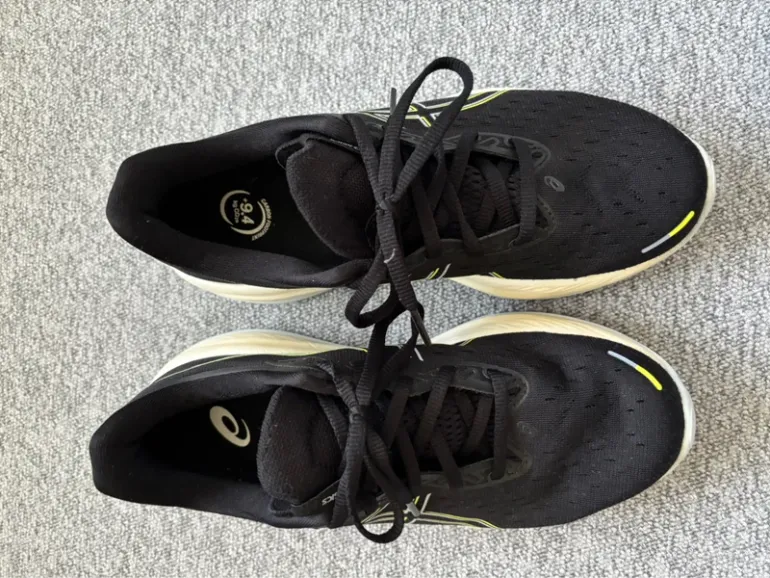 Gebrauchtes Asics Running Shoes bike — Bild 2 von 4