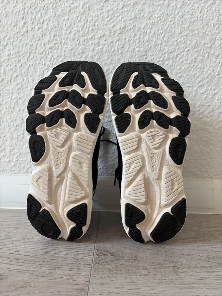 Used Hoka Clifton 10 bike — image 6 of 8
