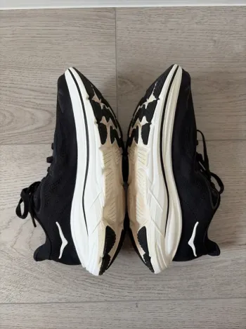 Used Hoka Clifton 10 bike — image 3 of 8