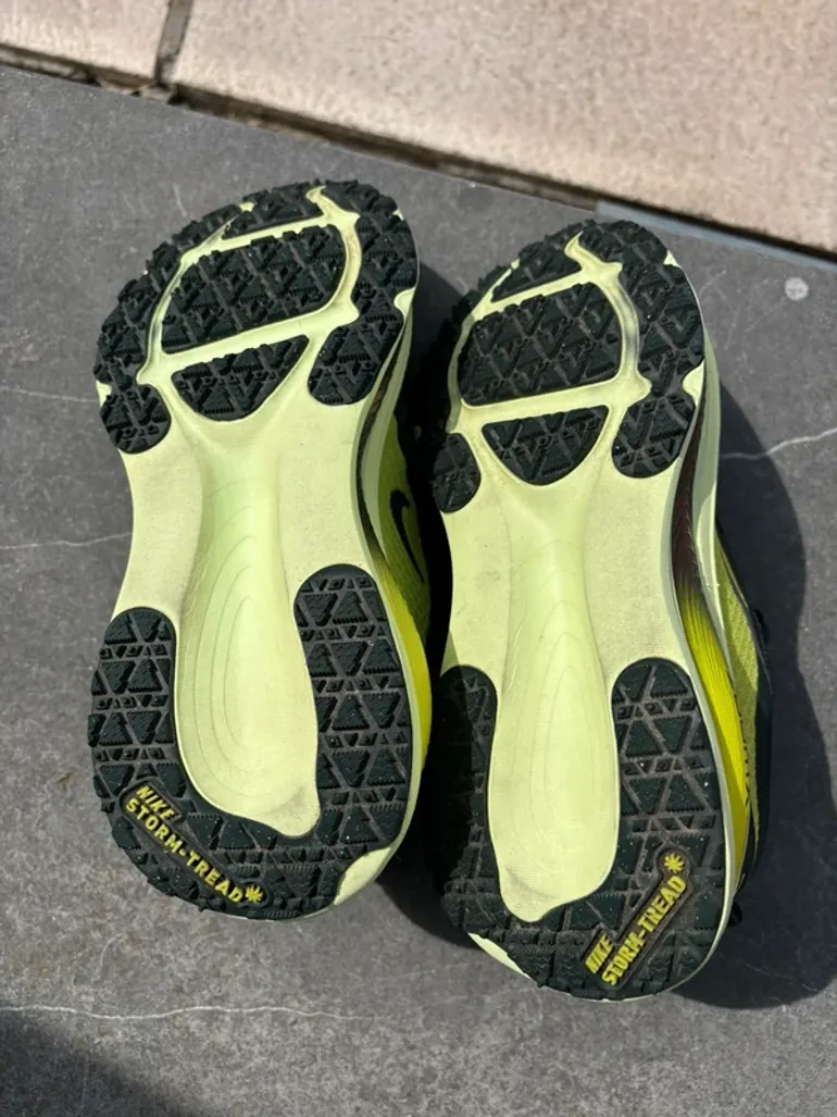 Käytetty Nike Vomero 18 GTX bike — kuva 10 / 10