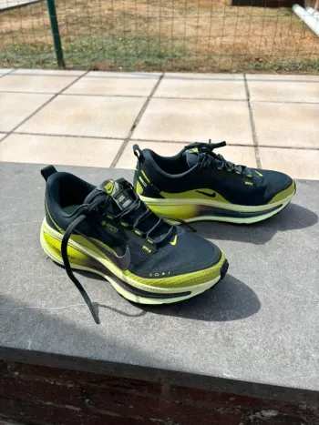 Käytetty Nike Vomero 18 GTX bike — kuva 8 / 10