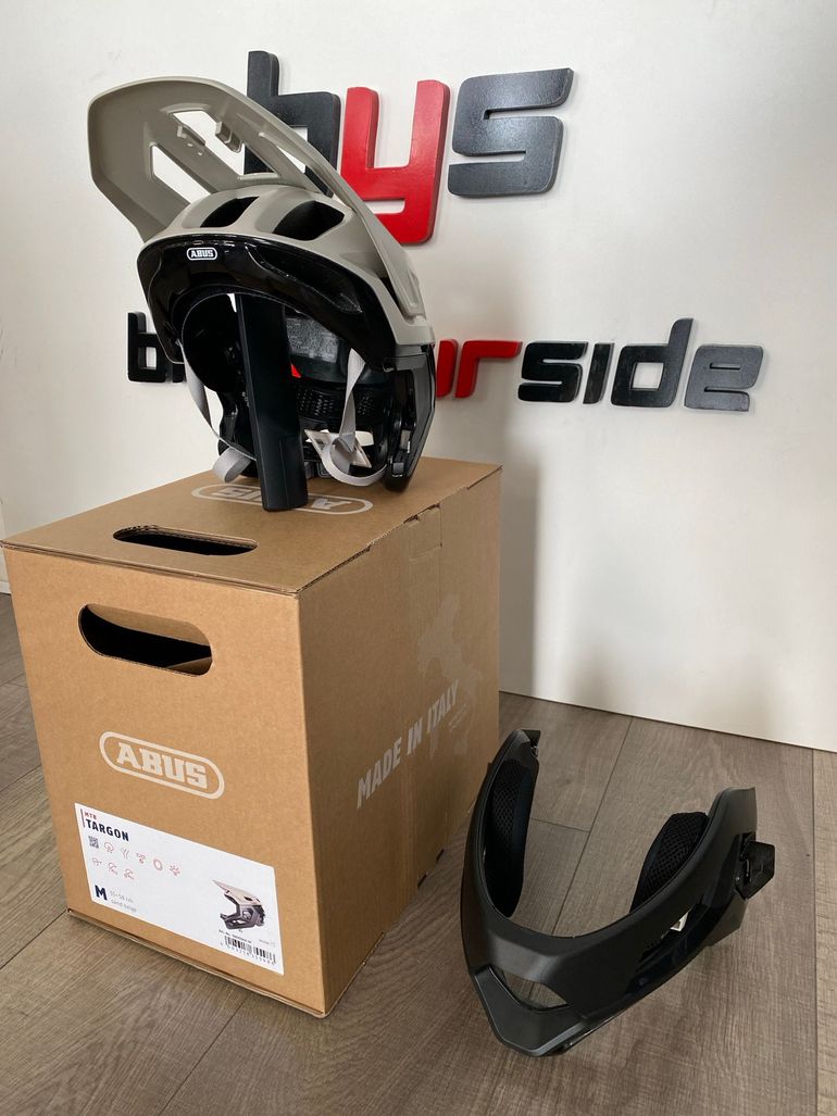 Used ABUS Targon Helmet 2026 bike — image 5 of 5