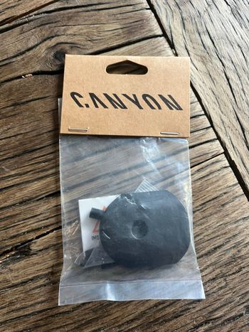 Used Canyon GP7028-01 Topcap Cockpit