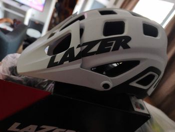 Käytetty Lazer Impala Helmet bike — kuva 3 / 4