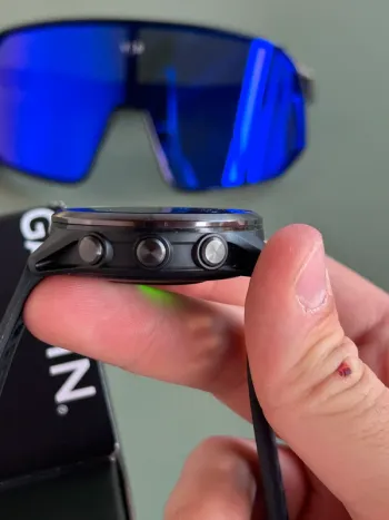 Used Garmin Forerunner 570 bike — image 4 of 7